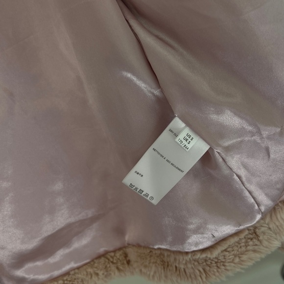 Urban Outfitters Eva Pink Faux Fur Jacket - Picture 6 of 9